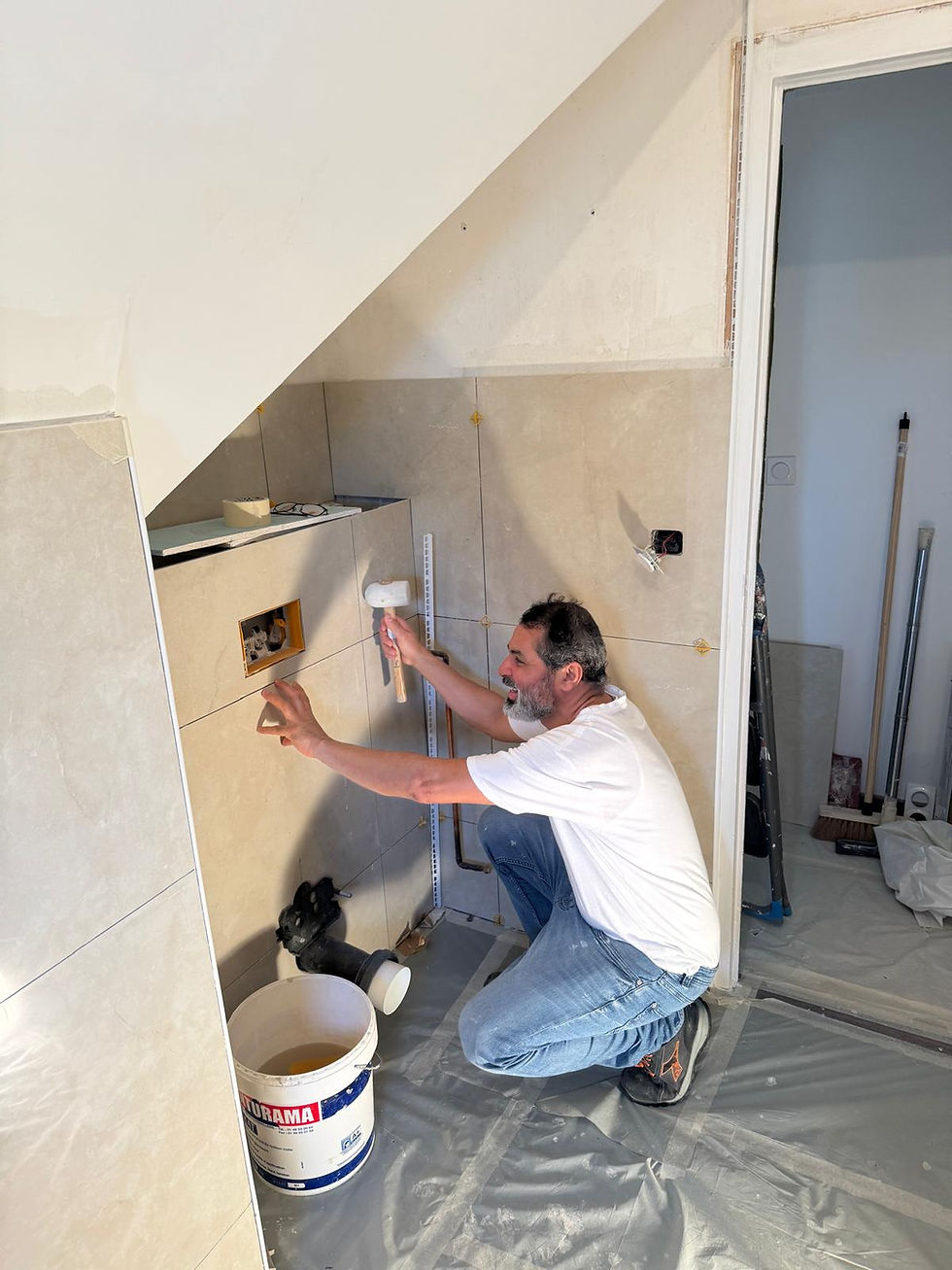 d&eacute;couvrez un artisan sp&eacute;cialis&eacute; en r&eacute;novation &agrave; 92340, proposant des services de qualit&eacute; pour tous vos travaux d'int&eacute;rieur et d'ext&eacute;rieur. obtenez un devis gratuit et personnalis&eacute; pour r&eacute;nover votre maison ou appartement en toute confiance.