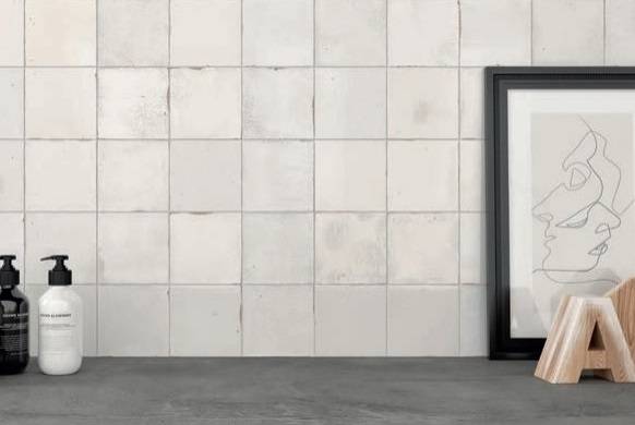 d&eacute;couvrez le prix au m&sup2; du carrelage selon les mat&eacute;riaux, les finitions et la pose. comparez les tarifs pour choisir le carrelage adapt&eacute; &agrave; votre budget et &agrave; vos besoins.