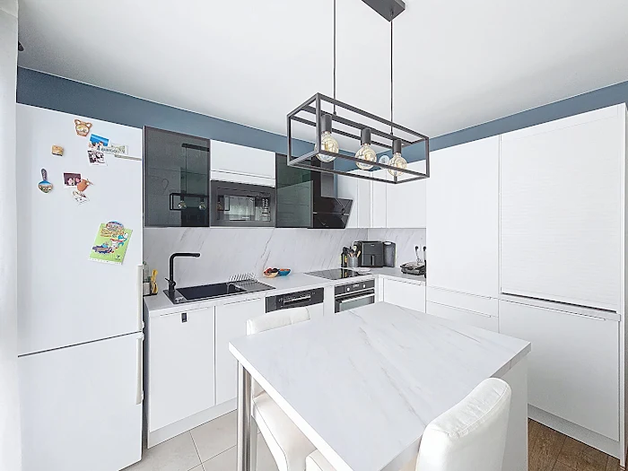 confiez la rénovation de votre appartement à bourg-la-reine à des professionnels qualifiés. profitez de conseils personnalisés, d’un accompagnement sur-mesure et d’un résultat à la hauteur de vos attentes.