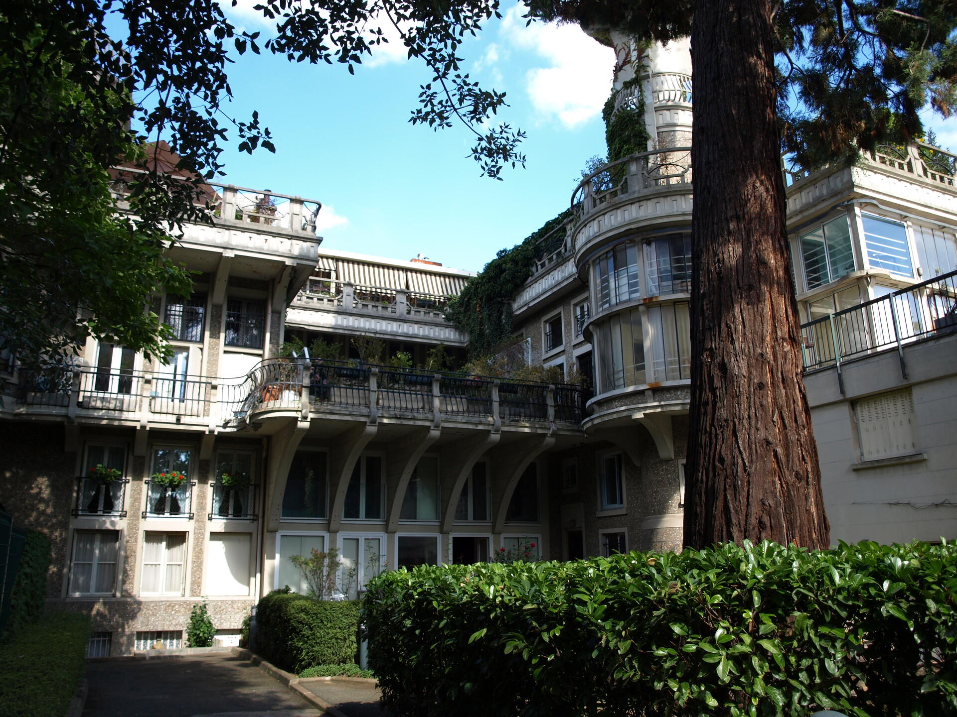 confiez votre projet de r&eacute;novation &agrave; bourg-la-reine &agrave; des experts qualifi&eacute;s pour am&eacute;liorer votre habitat. devis gratuit, travaux sur-mesure, accompagnement personnalis&eacute;.