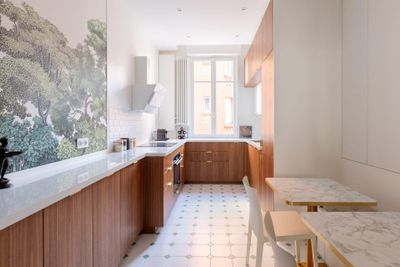 transformez votre cuisine &agrave; bourg-la-reine (92340) avec nos services de r&eacute;novation sur mesure : conception moderne, mat&eacute;riaux de qualit&eacute; et accompagnement personnalis&eacute; pour un espace fonctionnel et esth&eacute;tique.