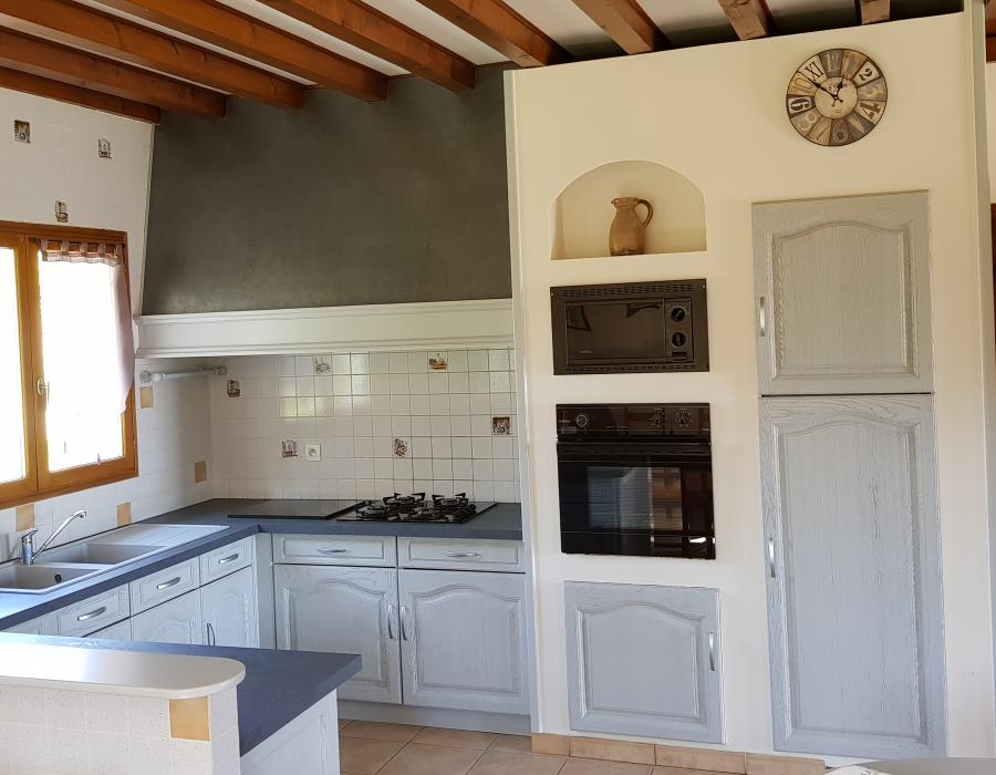 confiez la r&eacute;novation de votre cuisine &agrave; bourg-la-reine &agrave; des professionnels qualifi&eacute;s. conseils personnalis&eacute;s, mat&eacute;riaux de qualit&eacute; et accompagnement sur-mesure pour un espace moderne et fonctionnel.