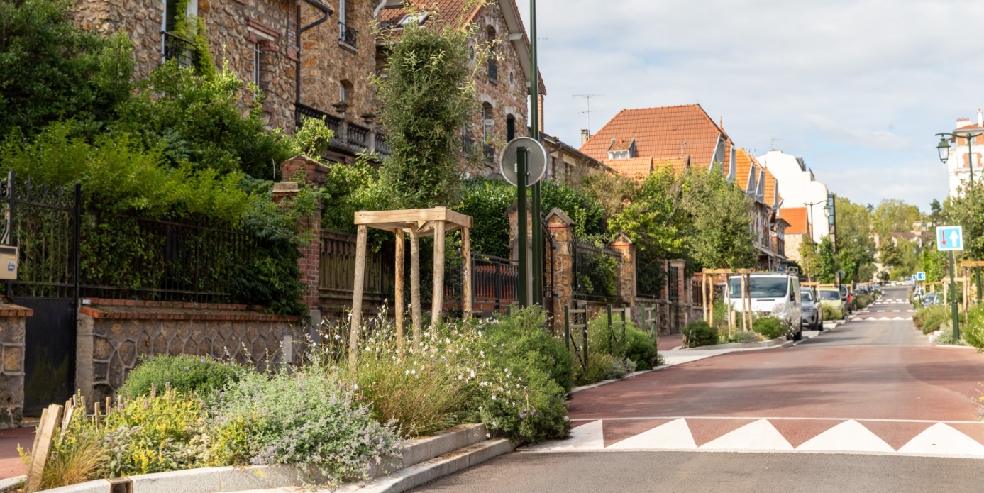 confiez vos travaux de r&eacute;novation ext&eacute;rieure &agrave; bourg-la-reine &agrave; des experts. fa&ccedil;ades, toitures, terrasses : am&eacute;liorez l&rsquo;esth&eacute;tique et la durabilit&eacute; de votre maison avec un accompagnement professionnel sur mesure.