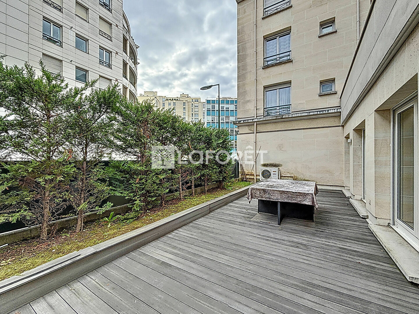 confiez vos travaux d'appartement à bourg-la-reine à des professionnels qualifiés. rénovation, aménagement et transformation pour un intérieur sur-mesure. devis gratuit et accompagnement personnalisé.