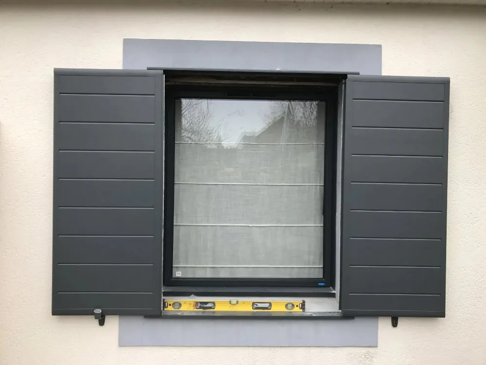 besoin d&rsquo;un d&eacute;pannage rapide de vos fen&ecirc;tres &agrave; bourg ? nos experts interviennent efficacement pour r&eacute;parer, remplacer ou entretenir tous types de fen&ecirc;tres. service rapide et professionnel.