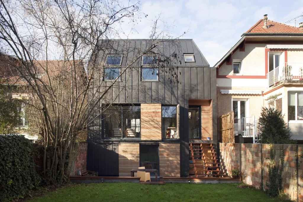 découvrez nos solutions d’extension de maison à bourg-la-reine : gagnez de l’espace, valorisez votre bien et profitez d’un accompagnement sur mesure pour tous vos projets d’agrandissement.