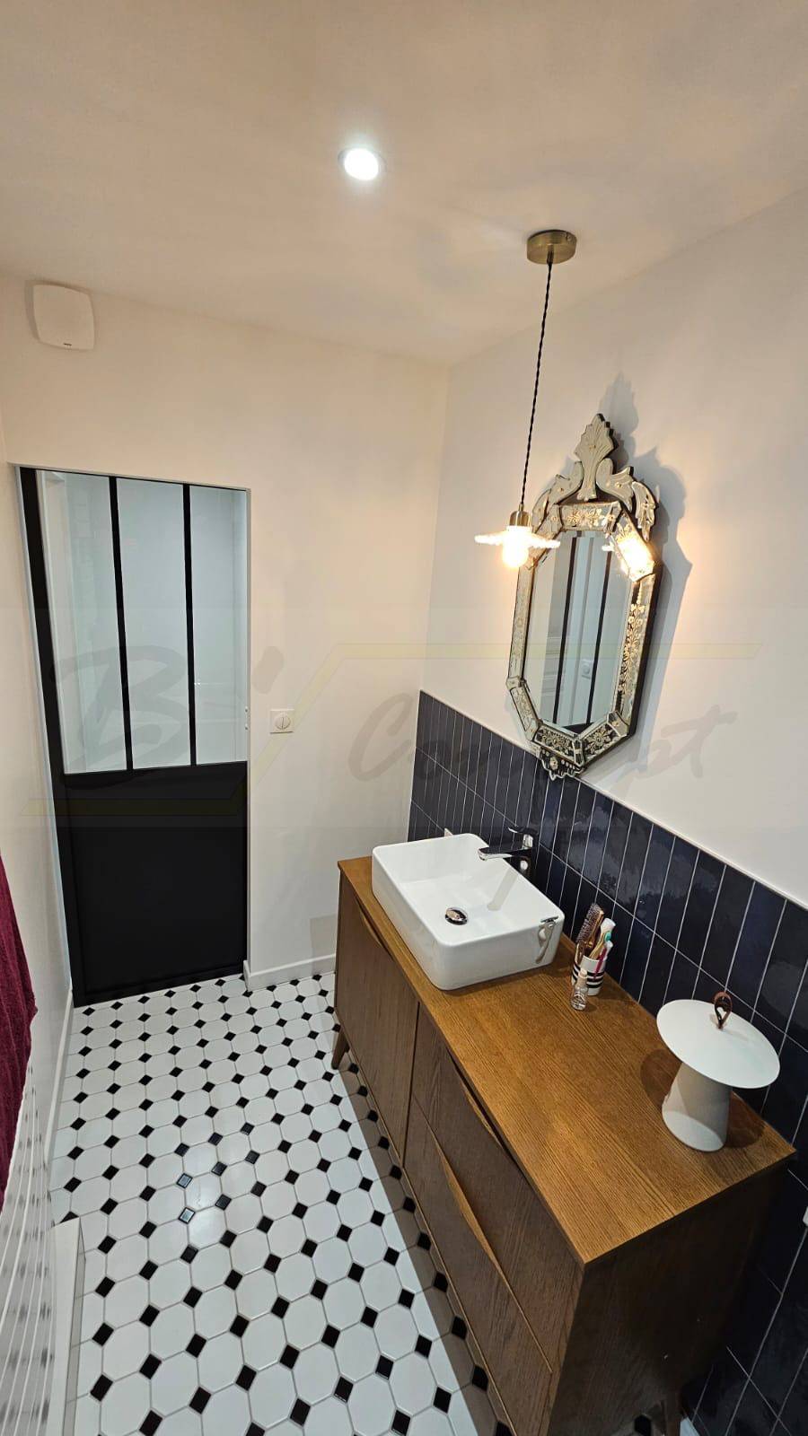 personnalisez votre salle de bain &agrave; bourg-la-reine avec nos conseils et solutions sur-mesure. d&eacute;couvrez des id&eacute;es uniques pour optimiser et d&eacute;corer votre espace selon vos go&ucirc;ts.