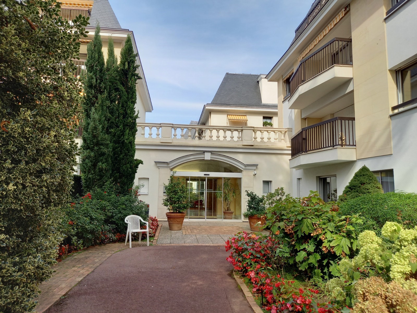 assurez la s&eacute;curit&eacute; de votre habitation &agrave; bourg-la-reine avec notre service de remise aux normes &eacute;lectriques. intervention rapide, devis gratuit et conformit&eacute; garantie aux r&eacute;glementations en vigueur.