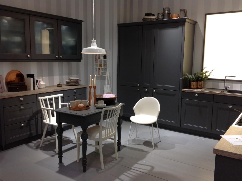 confiez la r&eacute;novation de votre cuisine &agrave; bourg-la-reine &agrave; des experts ! b&eacute;n&eacute;ficiez d&rsquo;un accompagnement sur-mesure pour moderniser et optimiser votre espace culinaire selon vos envies.