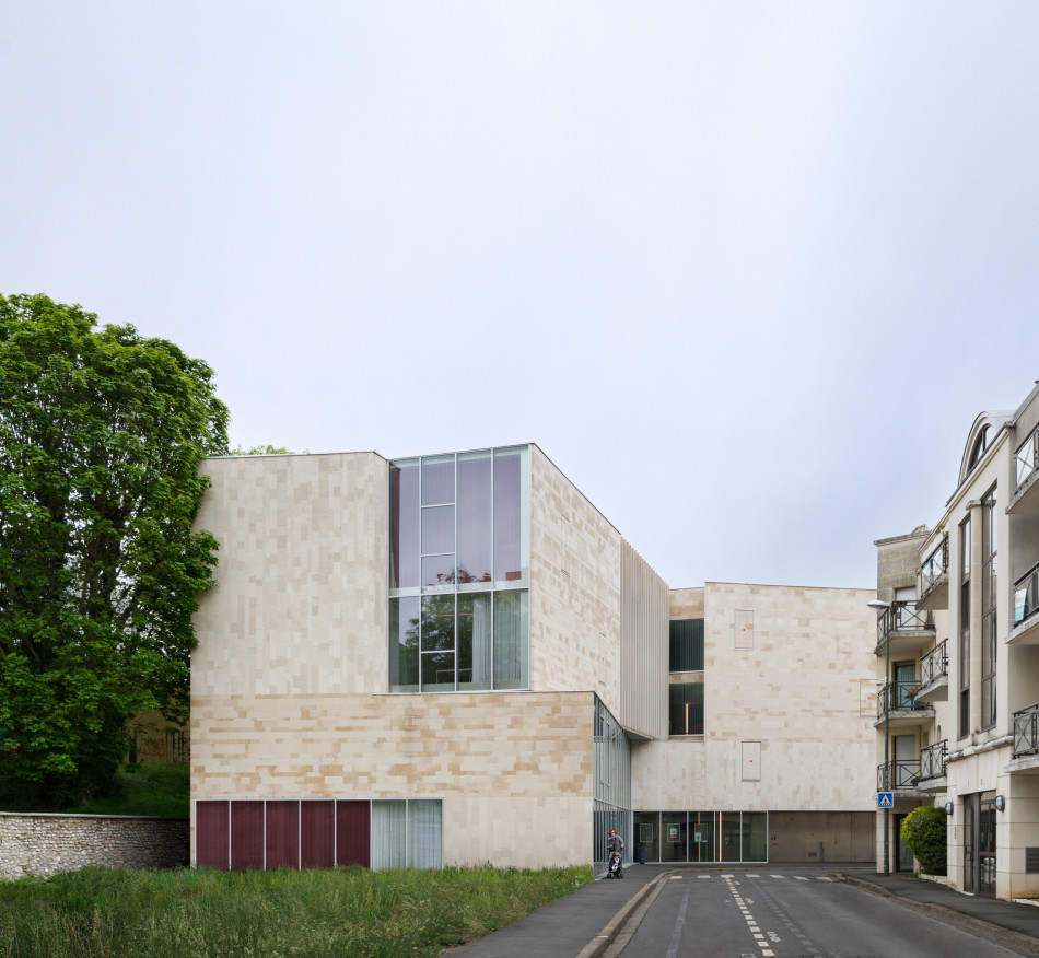 d&eacute;couvrez nos solutions de r&eacute;novation &eacute;colo &agrave; bourg-la-reine : mat&eacute;riaux durables, &eacute;conomies d'&eacute;nergie et respect de l'environnement pour un habitat sain et confortable.